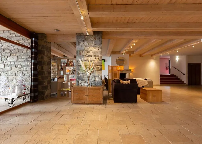 Duplex Centre-ville Avec Piscine Et Wifi - Fr-1-296-395 Apartment Saint-Lary-Soulan